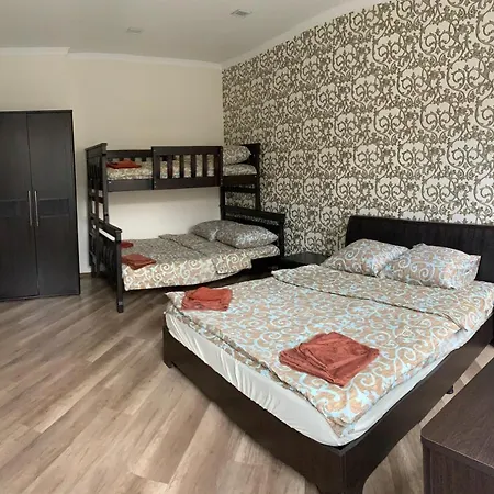 Apartment Апартаменти На Площі Митній,